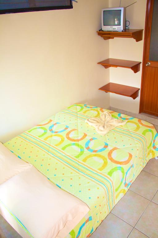Hostal Nathaly Puerto Baquerizo Moreno Pokoj fotografie