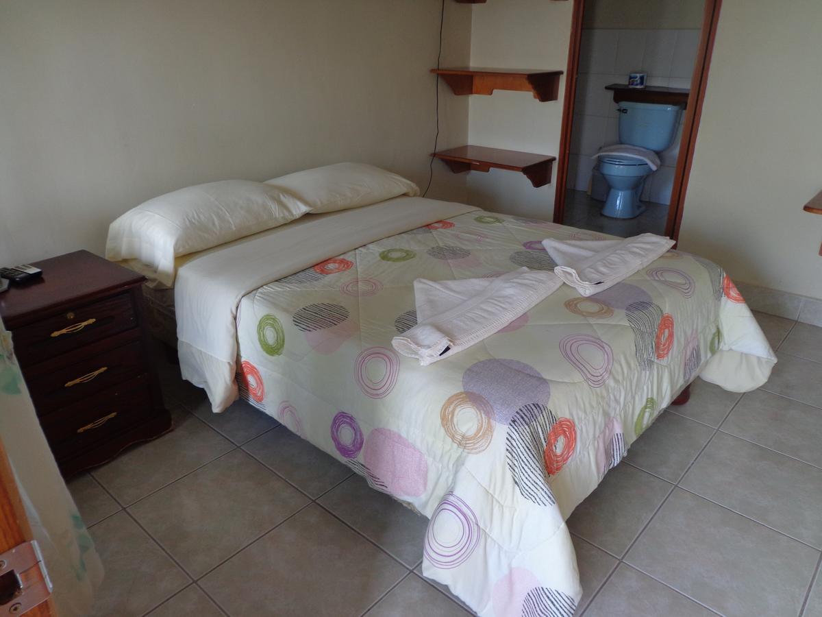 Hostal Nathaly Puerto Baquerizo Moreno Exteriér fotografie