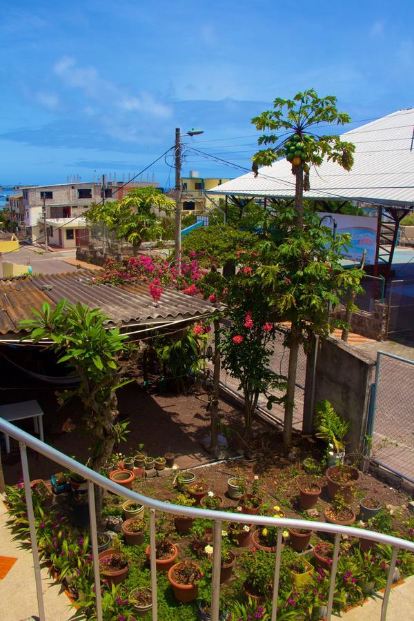 Hostal Nathaly Puerto Baquerizo Moreno Exteriér fotografie